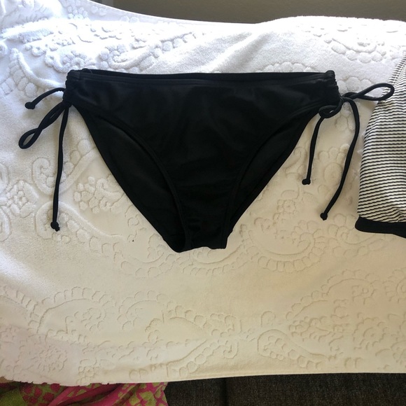 Cole bathing suit top bottom is non brand like new - Picture 5 of 13